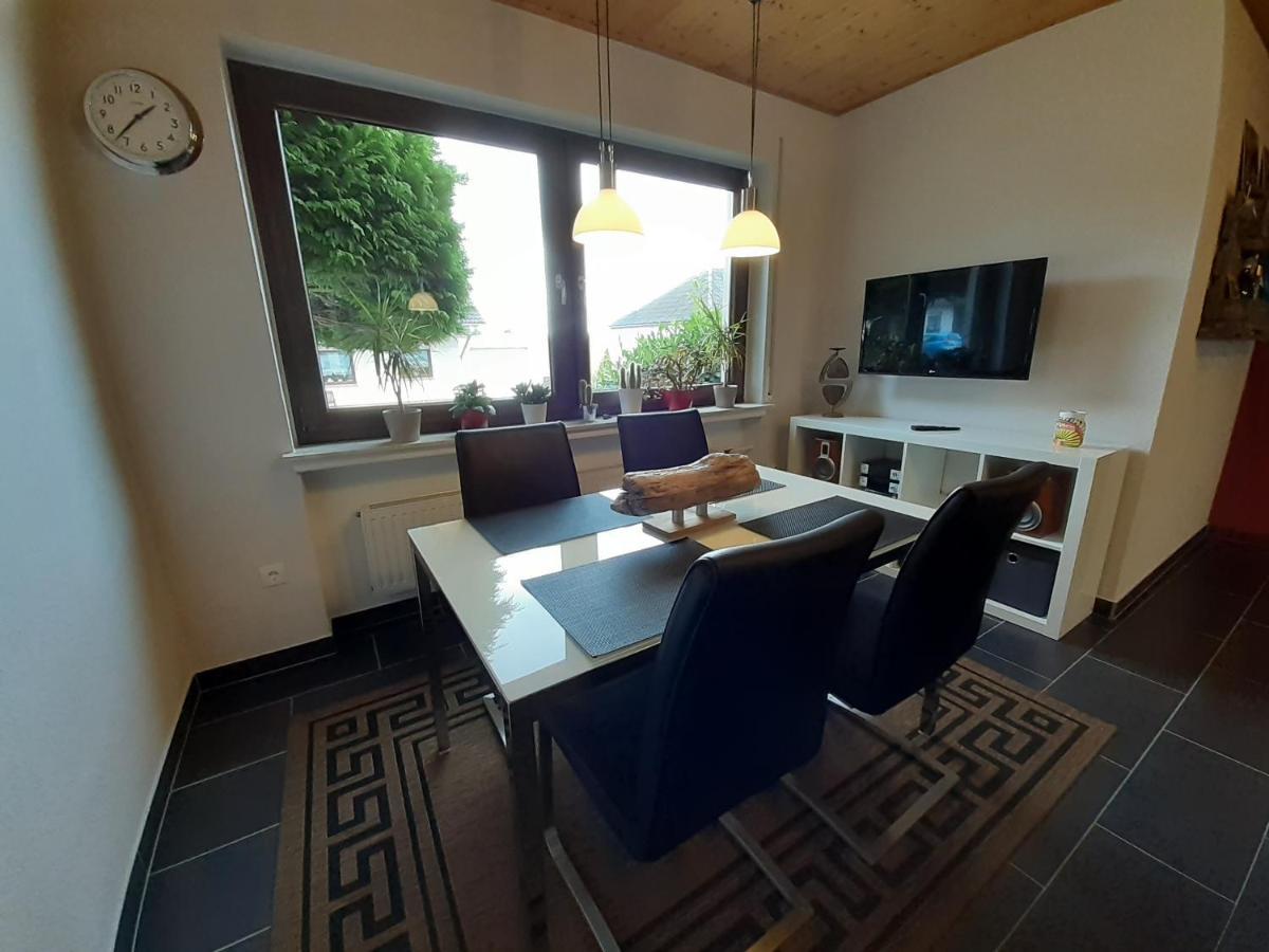 Ferienwohnung Terrasse Parkplatz Wallbox Nuerburgring Herresbach Екстериор снимка